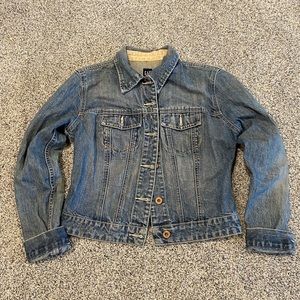 vintage GAP jean jacket XS